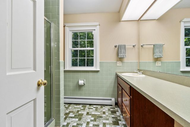 138 Hobbs Rd, Princeton, MA 01541