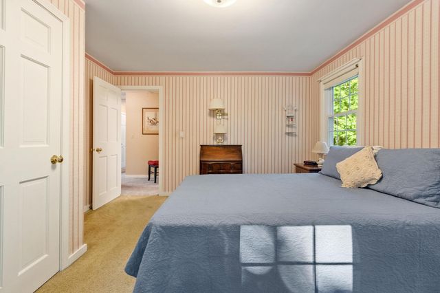 138 Hobbs Rd, Princeton, MA 01541