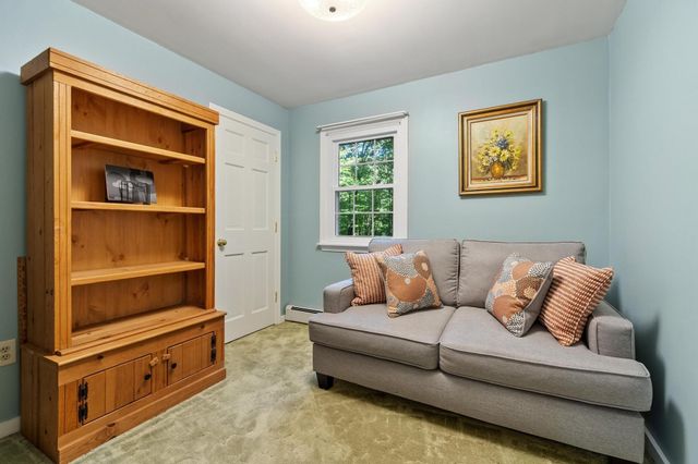 138 Hobbs Rd, Princeton, MA 01541