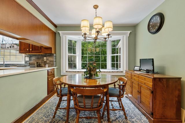 138 Hobbs Rd, Princeton, MA 01541