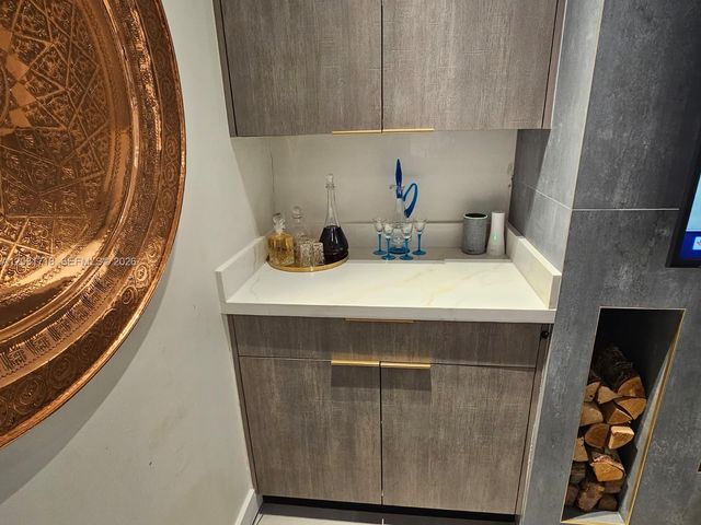 2543 Gulfstream Lane, Fort Lauderdale, FL 33312