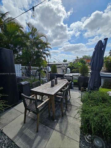 2543 Gulfstream Lane, Fort Lauderdale, FL 33312