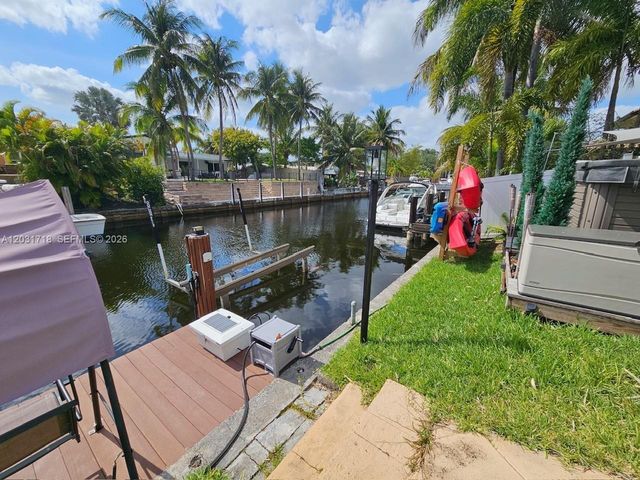 2543 Gulfstream Lane, Fort Lauderdale, FL 33312