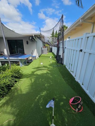 2543 Gulfstream Lane, Fort Lauderdale, FL 33312