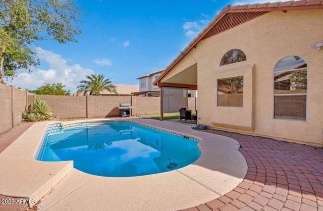 7942 W KIMBERLY Way, Glendale, AZ 85308