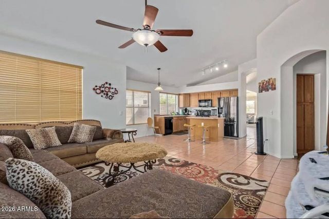 7942 W KIMBERLY Way, Glendale, AZ 85308