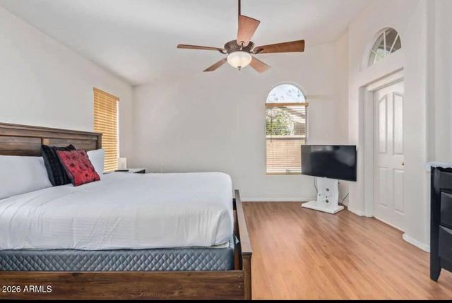 7942 W KIMBERLY Way, Glendale, AZ 85308