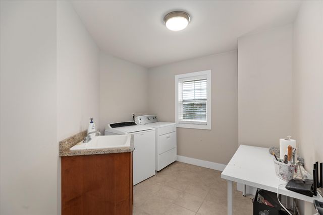4790 Catalina Drive, Oakland Twp, MI 48359