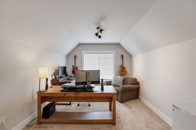 4790 Catalina Drive, Oakland Twp, MI 48359