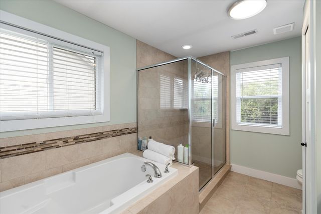 4790 Catalina Drive, Oakland Twp, MI 48359