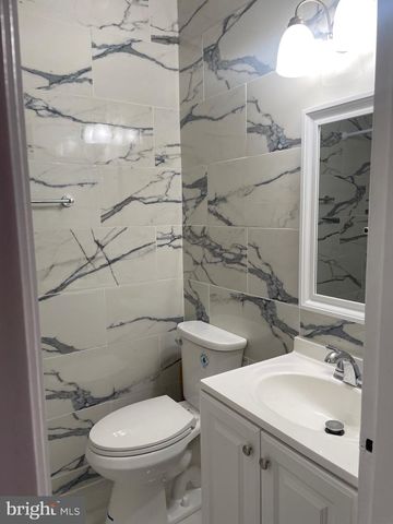 2206 15TH ST NE, Washington, DC 20018