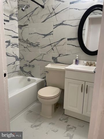 2206 15TH ST NE, Washington, DC 20018