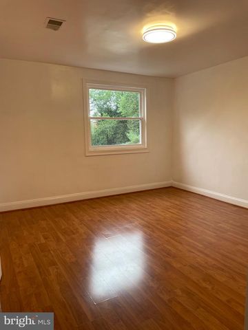 2206 15TH ST NE, Washington, DC 20018