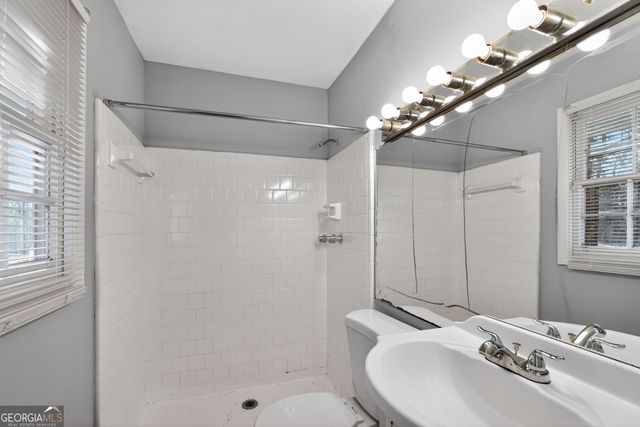 1615 Pine Glen Circle, Decatur, GA 30035