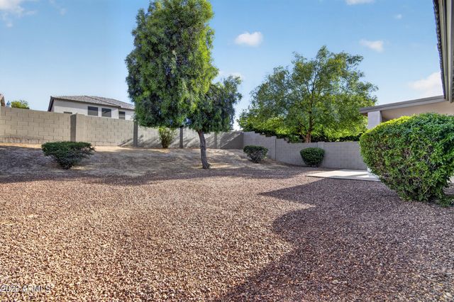 1715 E BRANHAM Lane, Phoenix, AZ 85042