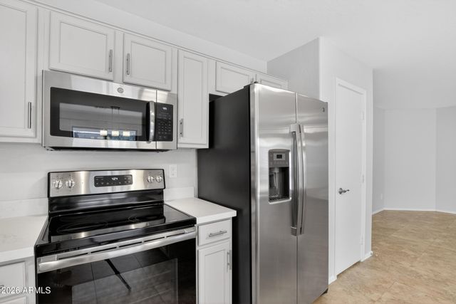 1715 E BRANHAM Lane, Phoenix, AZ 85042