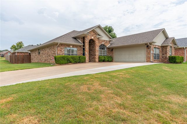 320 Crystal View, Van Buren, AR 72956