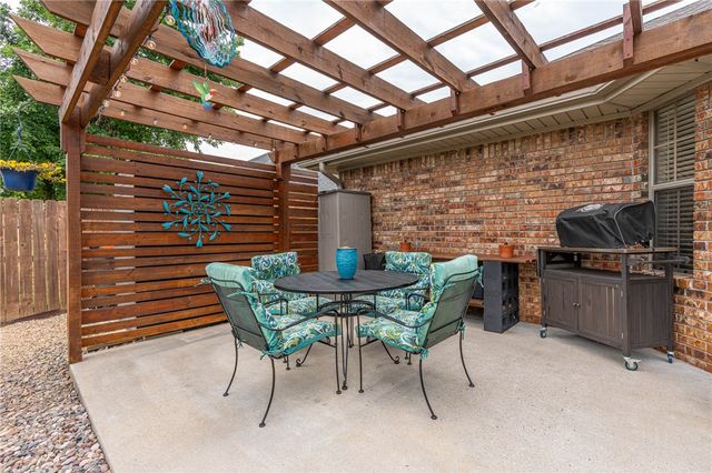 320 Crystal View, Van Buren, AR 72956