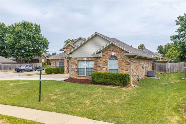 320 Crystal View, Van Buren, AR 72956