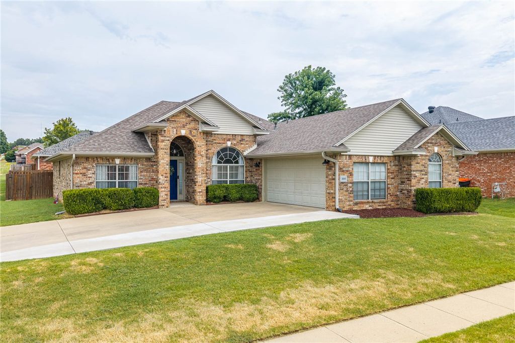 320 Crystal View, Van Buren, AR 72956