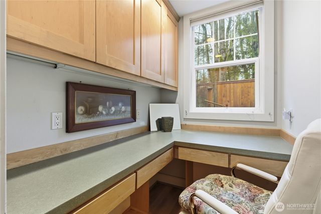 6082 167th Avenue SE, Bellevue, WA 98006