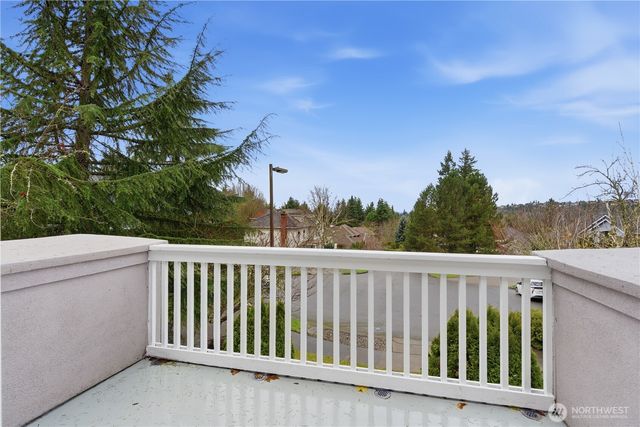 6082 167th Avenue SE, Bellevue, WA 98006