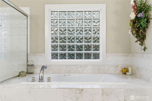 6082 167th Avenue SE, Bellevue, WA 98006