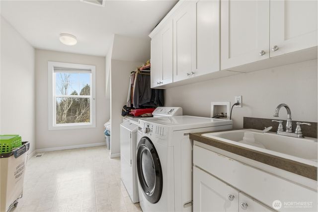 6082 167th Avenue SE, Bellevue, WA 98006