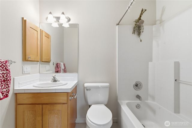 6082 167th Avenue SE, Bellevue, WA 98006