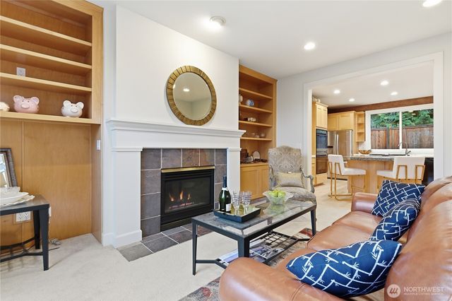 6082 167th Avenue SE, Bellevue, WA 98006