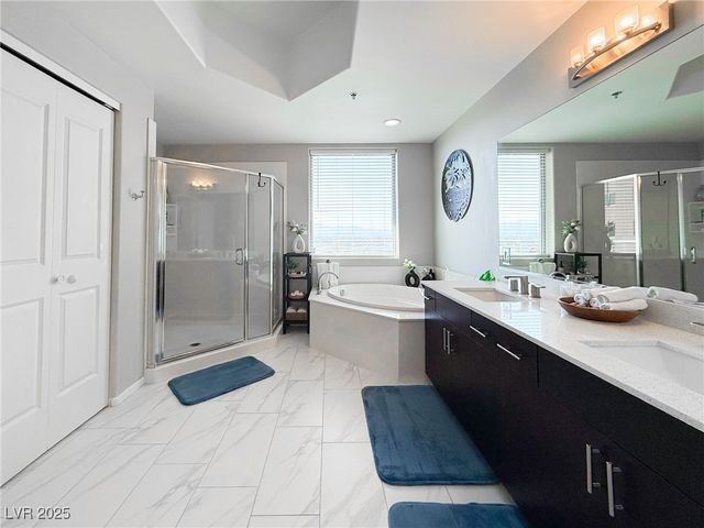 8255 Las Vegas Boulevard 1912, Las Vegas, NV 89123