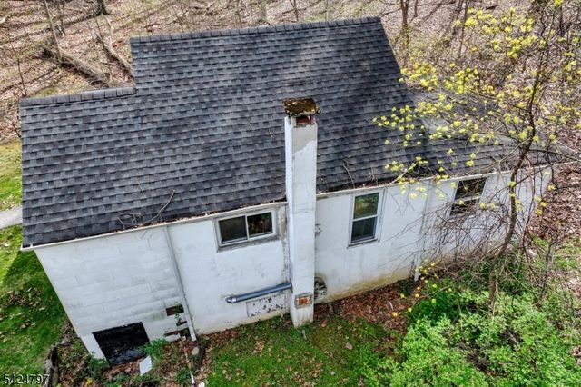 102 Greenwood Ave, Wanaque Boro, NJ 07420