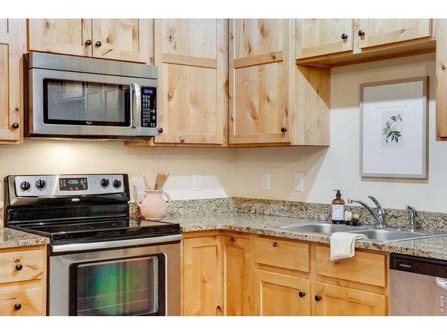 2445 Windrow Dr B-206, Fort Collins, CO 80525