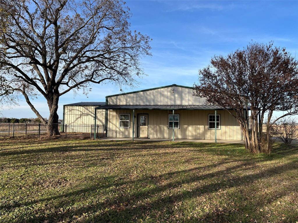 8313 US Highway 377 #, Collinsville, TX 76233