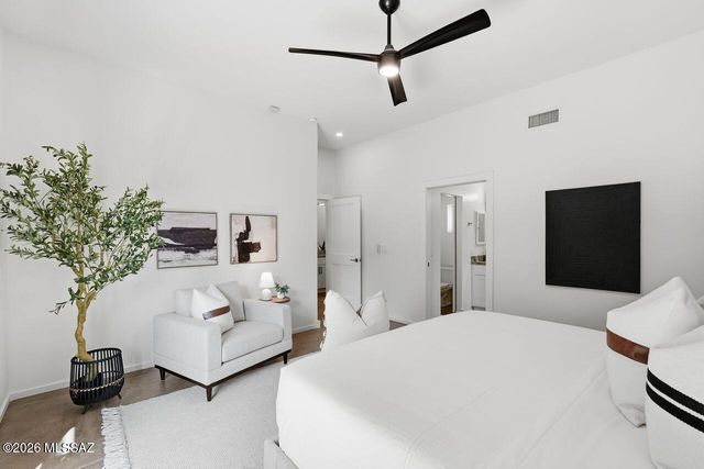 662 S Mordasini Place, Tucson, AZ 85701