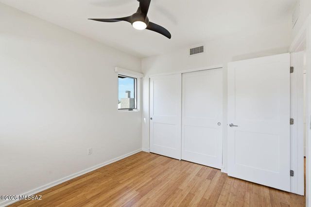 662 S Mordasini Place, Tucson, AZ 85701