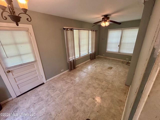 5236 Menge Avenue, Pass Christian, MS 39571
