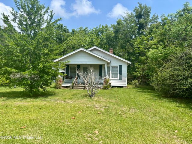 5236 Menge Avenue, Pass Christian, MS 39571