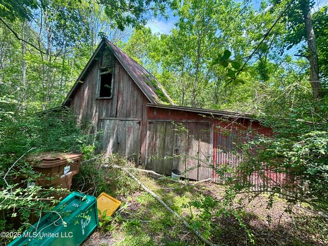 5236 Menge Avenue, Pass Christian, MS 39571