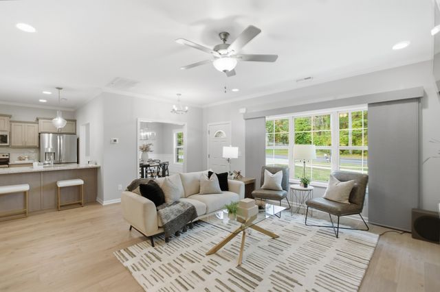 248 Doak Rd, Manchester, TN 37355