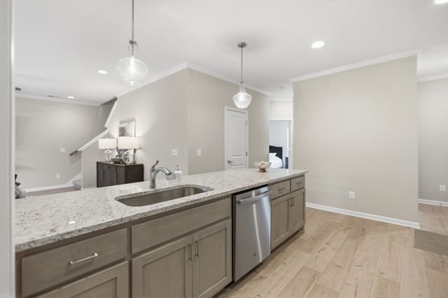 248 Doak Rd, Manchester, TN 37355