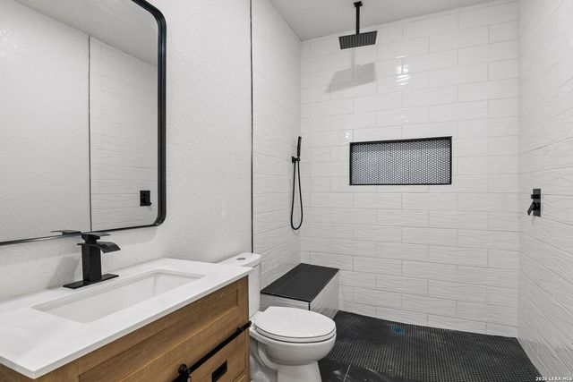637 Canton, San Antonio, TX 78202
