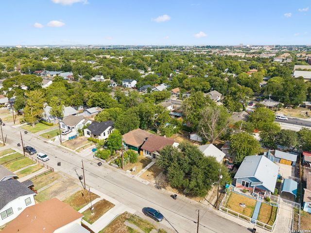 637 Canton, San Antonio, TX 78202