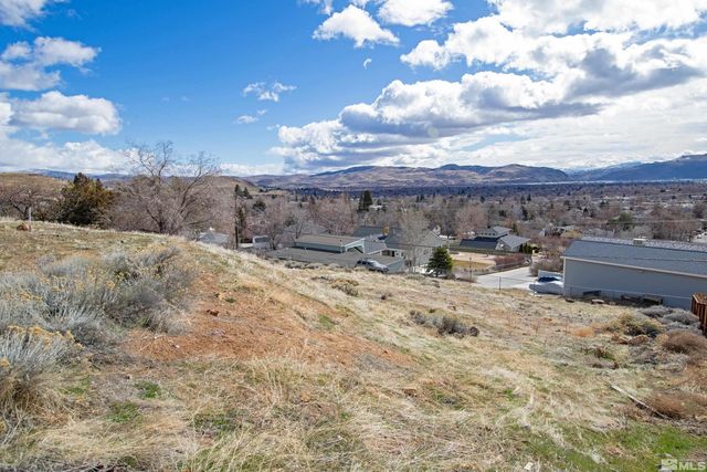 5530 High Rock Way, Sparks, NV 89431