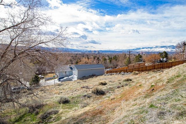 5530 High Rock Way, Sparks, NV 89431