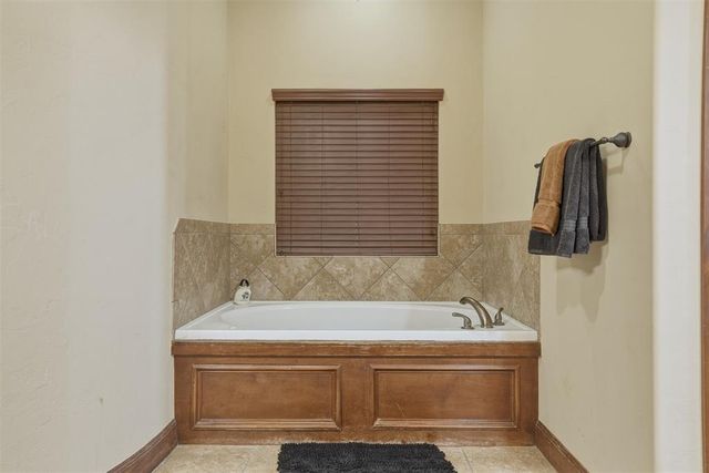 15701 Kyles Court, El Reno, OK 73036