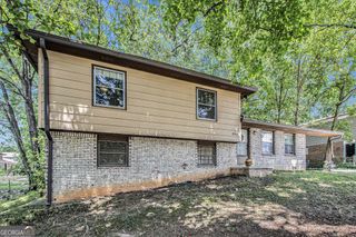 5762 Northspring Drive, Ellenwood, GA 30294