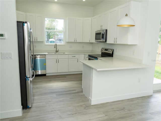 1115 HICKORY, Sanford, FL 32771