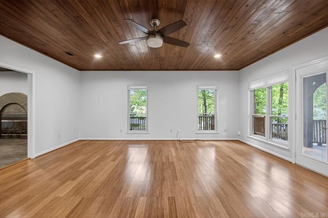 19801 Mallard Cove, Little Rock, AR 72210