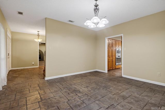 19801 Mallard Cove, Little Rock, AR 72210